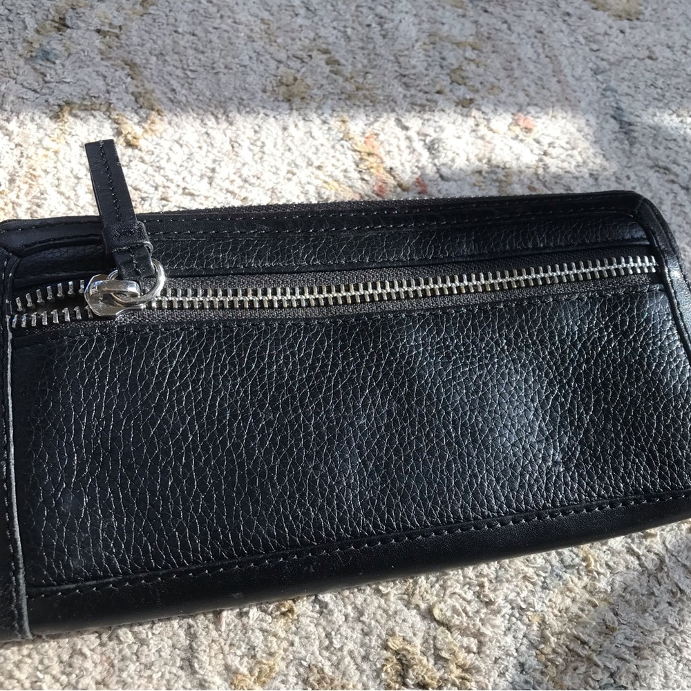 Brighton wallet. Black . 10 slots for cards - Picture 3 of 8